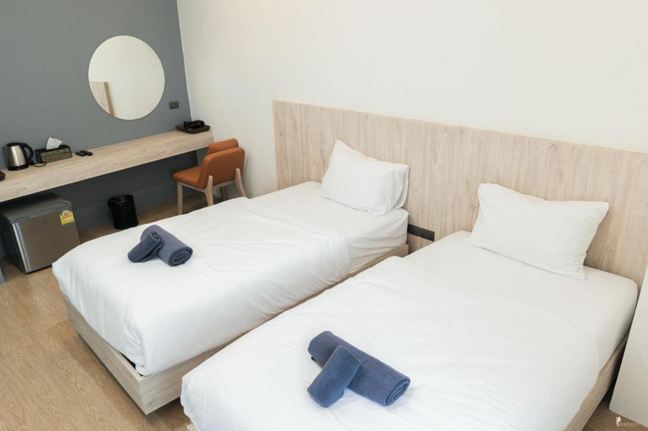 All Day Hostel At Bts Bang Chak Bangkok Exterior photo